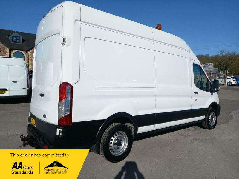A 2022 FORD TRANSIT 350 LEADER P/V ECOBLUE A 2022 FORD TRANSIT 350 LEADER P/V ECOBLUE