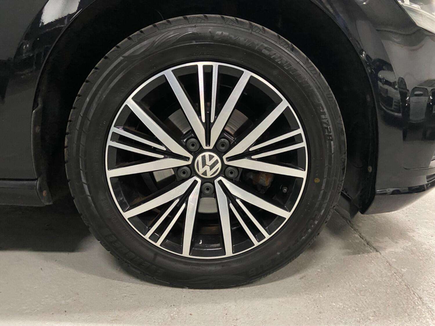 2019 VOLKSWAGEN GOLF 2019 VOLKSWAGEN GOLF