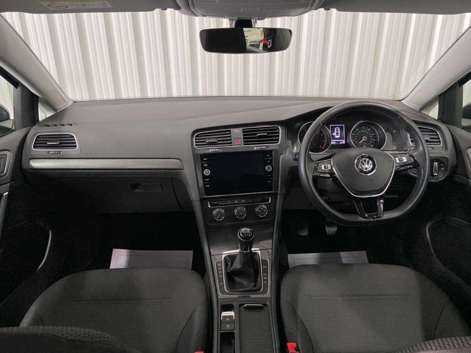 2017 VOLKSWAGEN GOLF 2017 VOLKSWAGEN GOLF