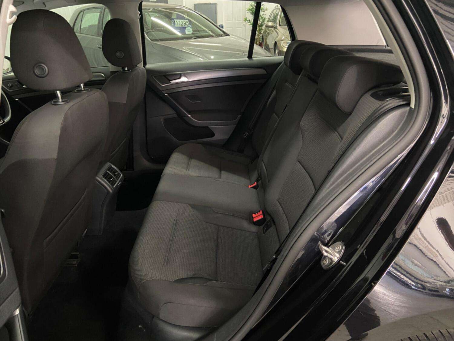 2019 VOLKSWAGEN GOLF 2019 VOLKSWAGEN GOLF