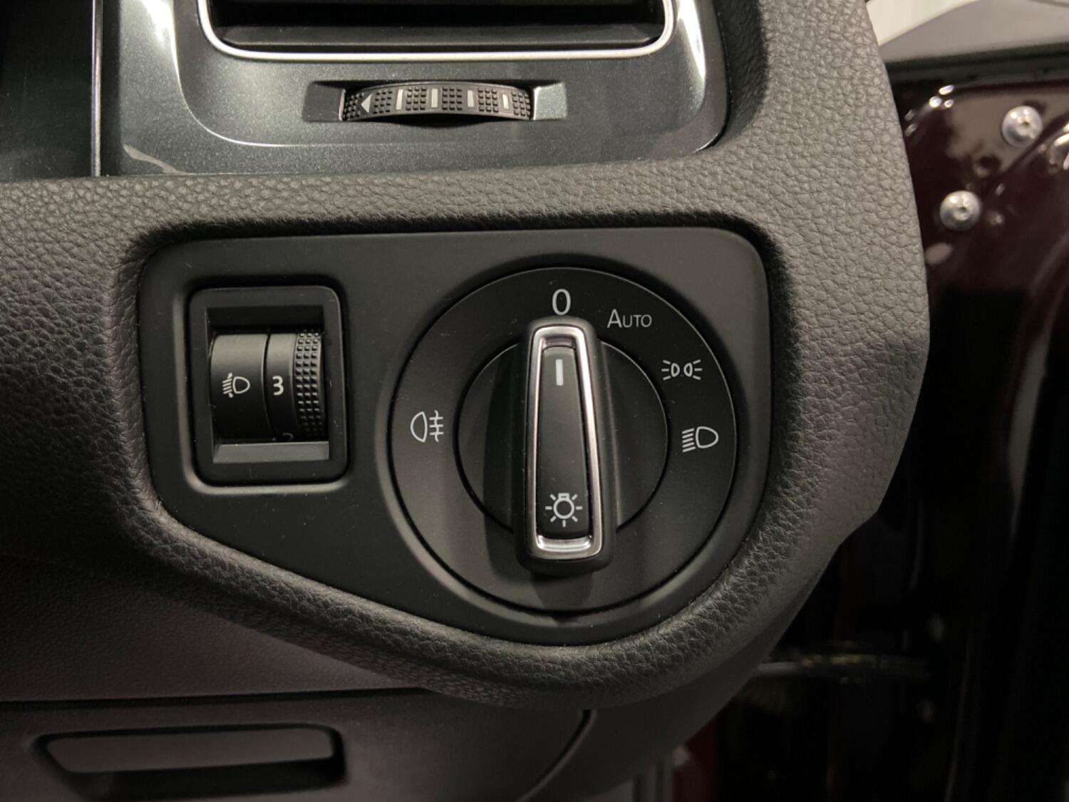 2017 VOLKSWAGEN GOLF 2017 VOLKSWAGEN GOLF