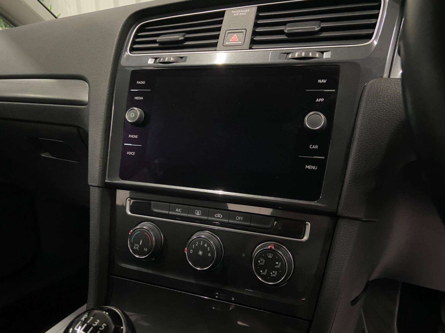 2017 VOLKSWAGEN GOLF 2017 VOLKSWAGEN GOLF