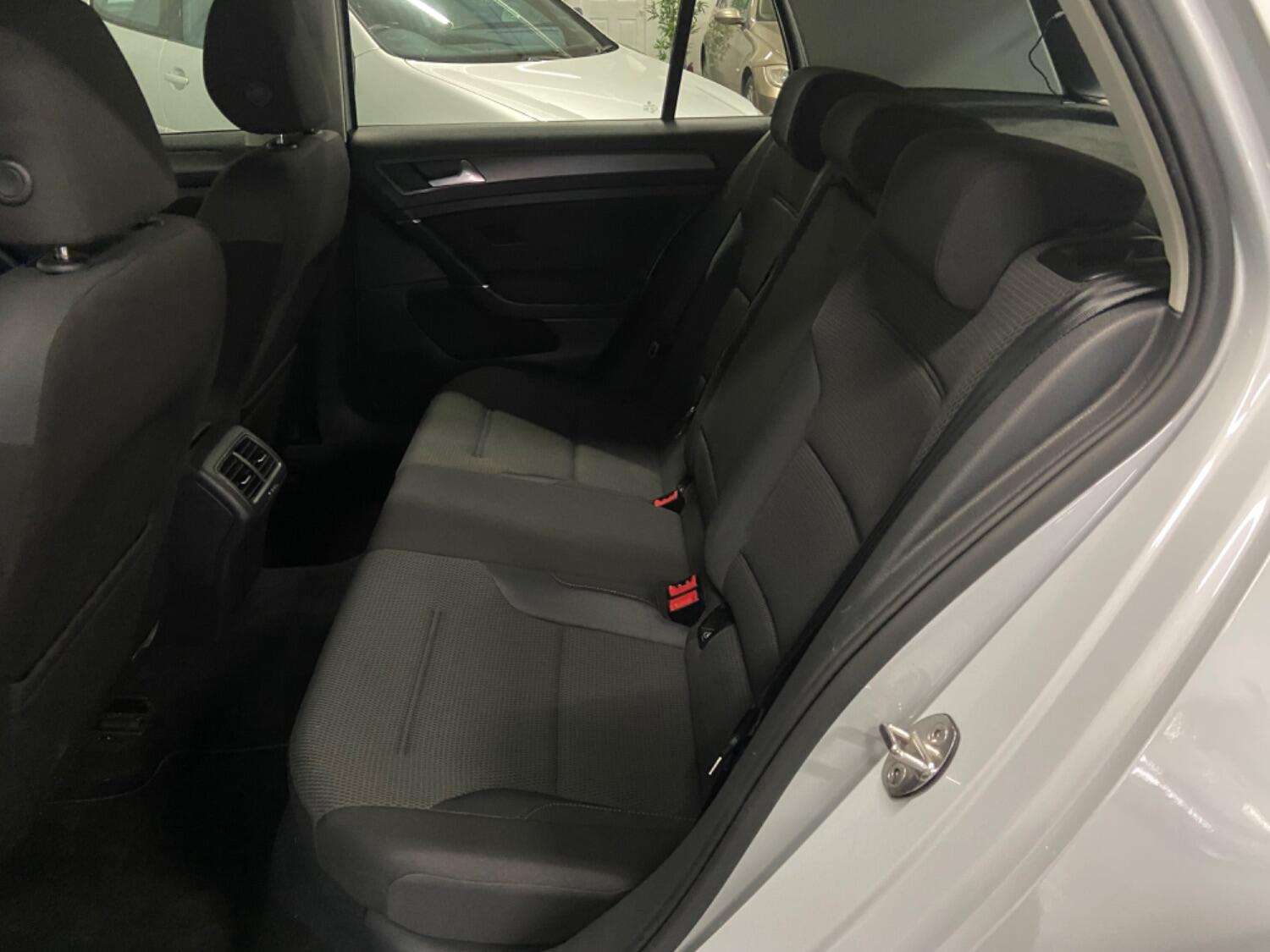 2019 VOLKSWAGEN GOLF 2019 VOLKSWAGEN GOLF