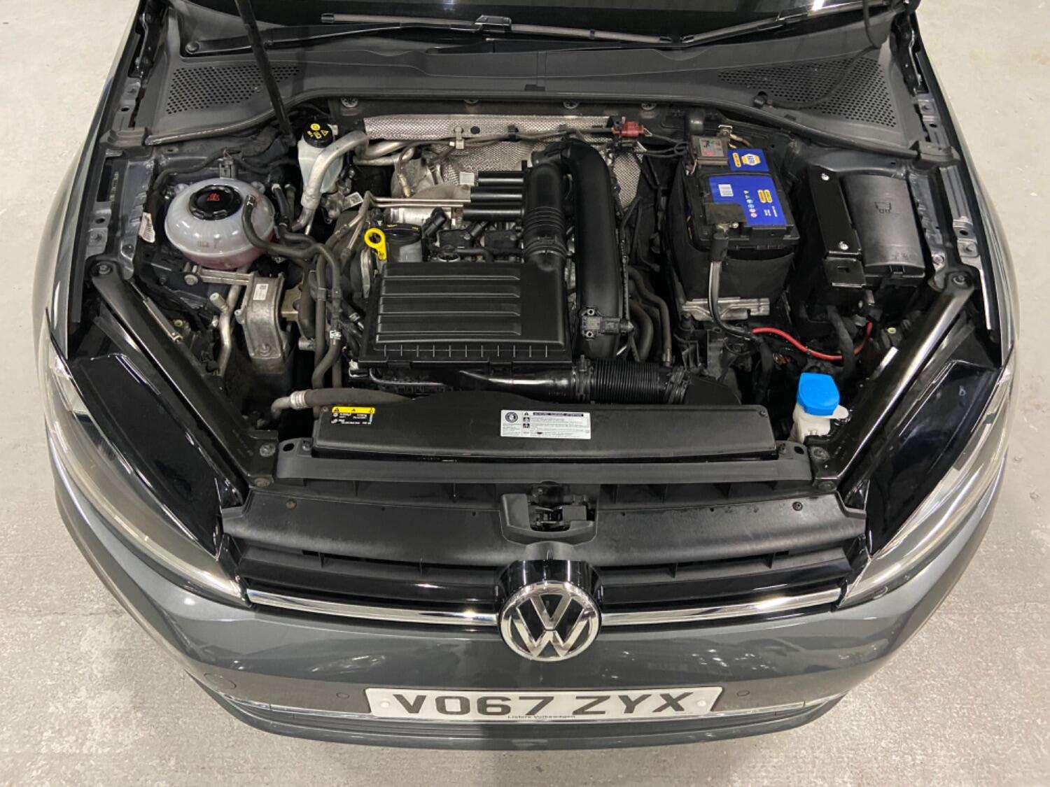 2017 VOLKSWAGEN GOLF 2017 VOLKSWAGEN GOLF