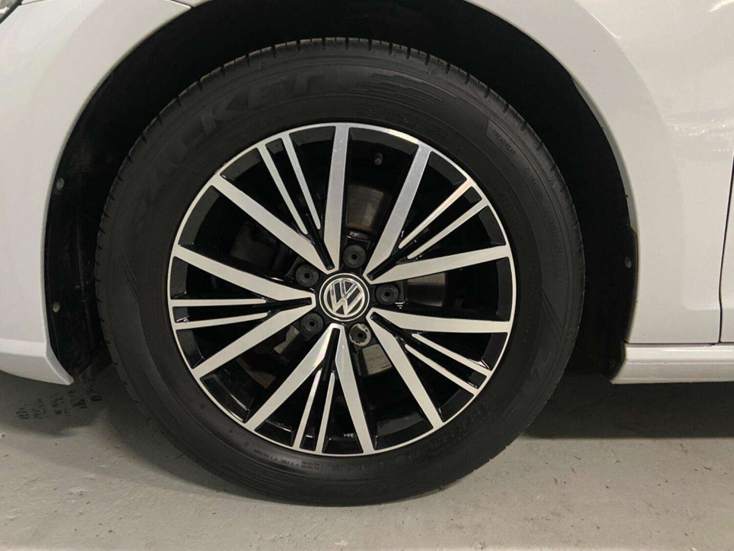 2019 VOLKSWAGEN GOLF 2019 VOLKSWAGEN GOLF