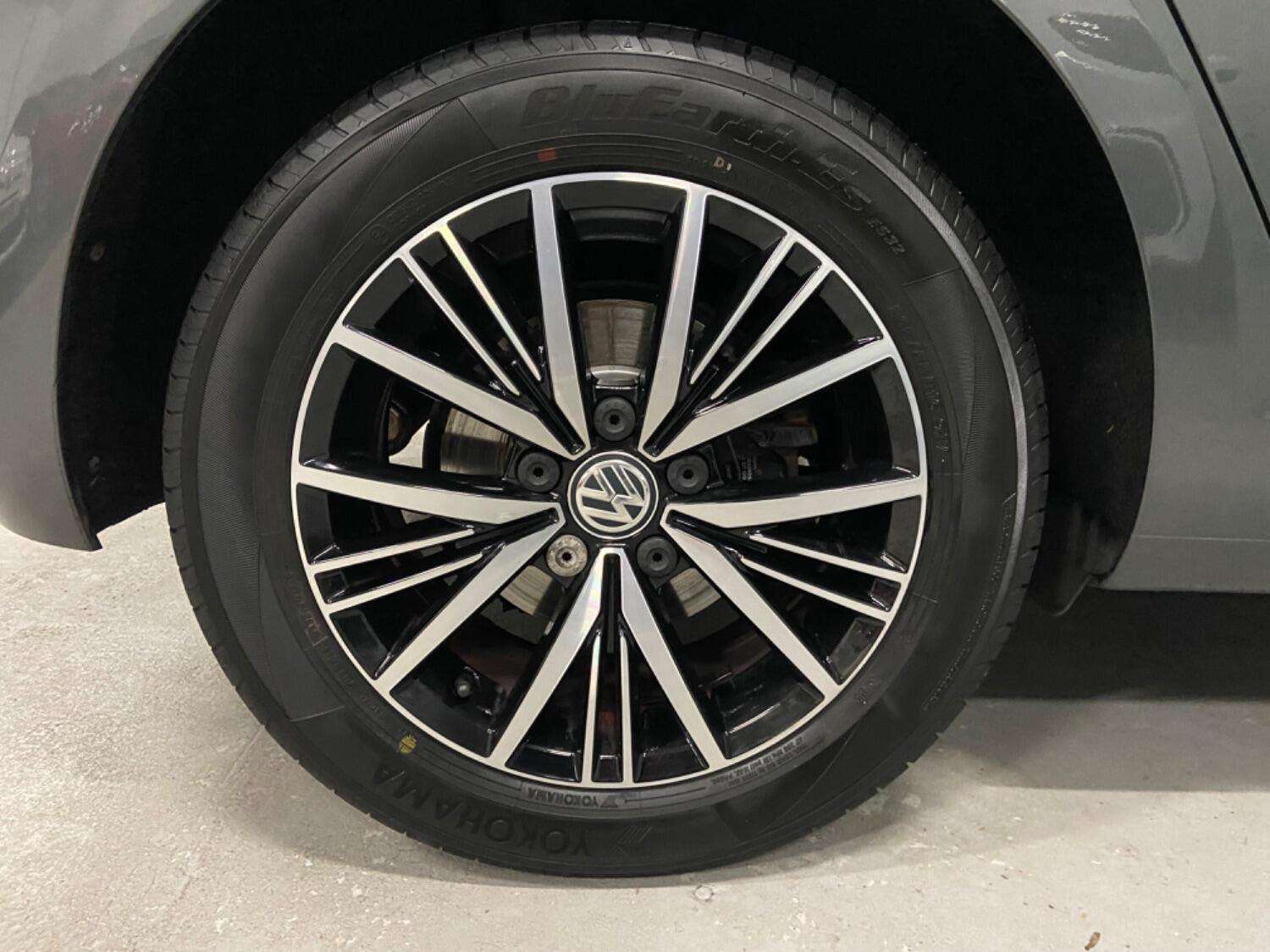 2017 VOLKSWAGEN GOLF 2017 VOLKSWAGEN GOLF