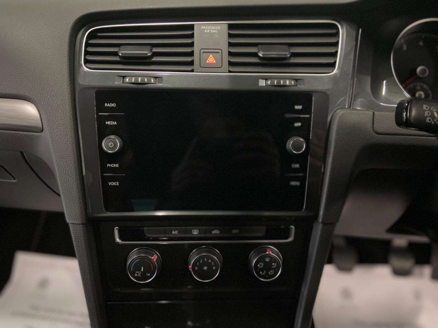 2019 VOLKSWAGEN GOLF 2019 VOLKSWAGEN GOLF