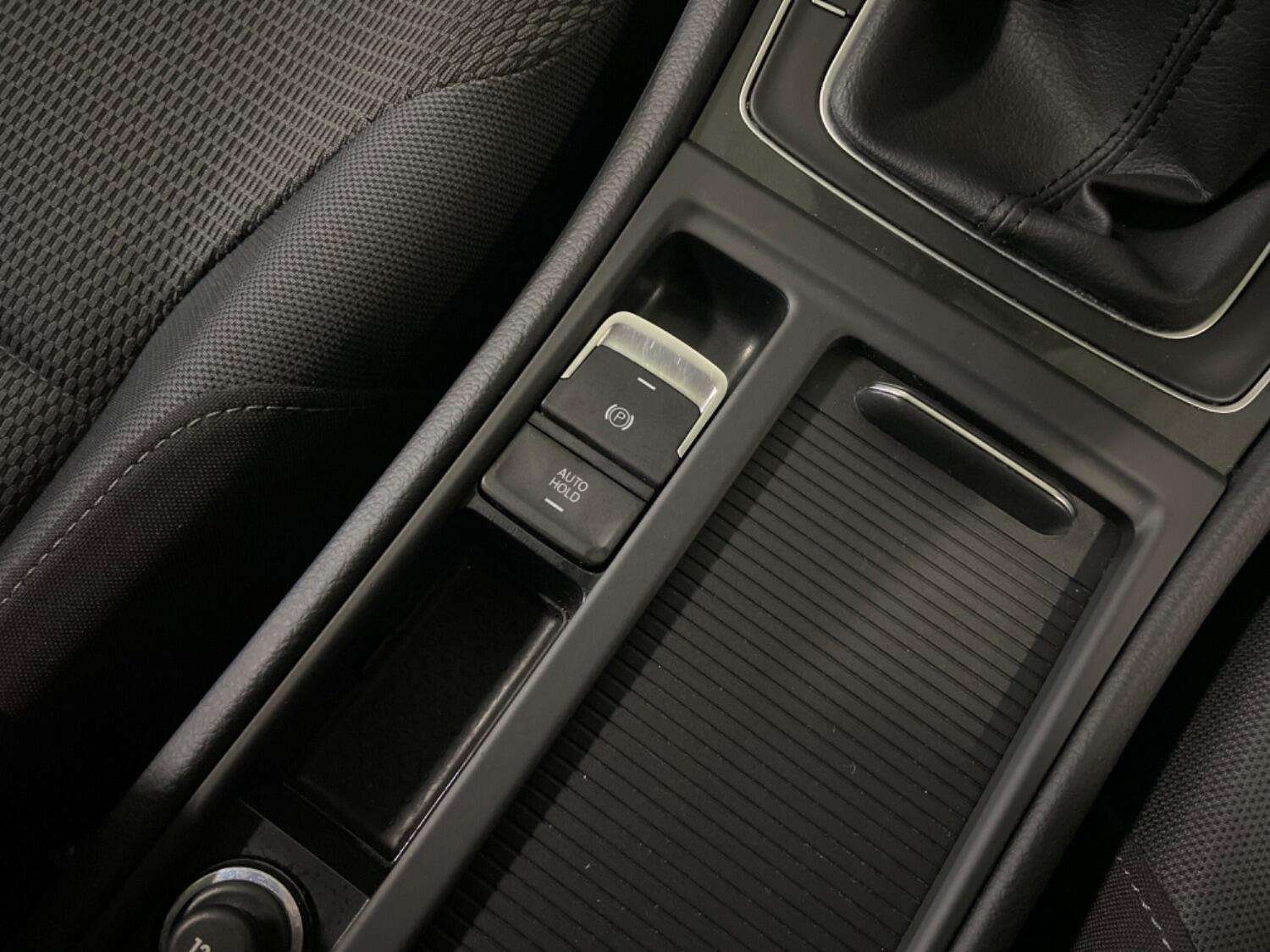 2019 VOLKSWAGEN GOLF 2019 VOLKSWAGEN GOLF