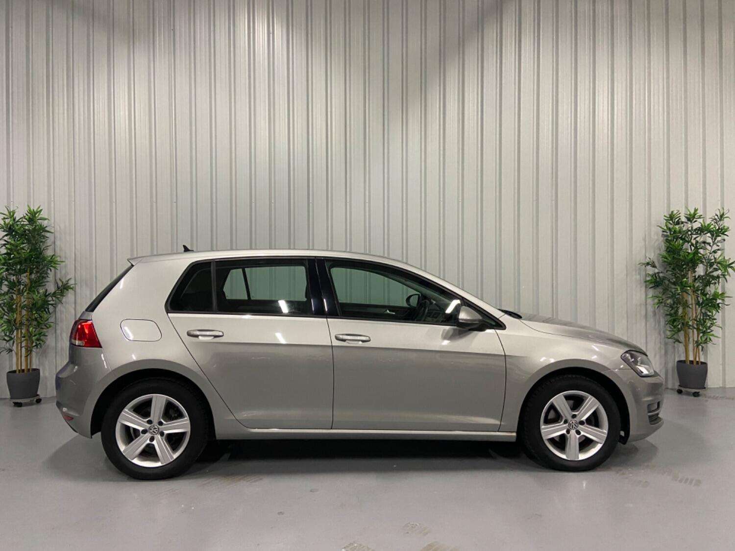 2016 VOLKSWAGEN GOLF 2016 VOLKSWAGEN GOLF