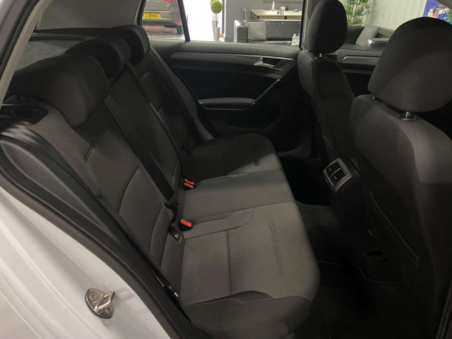 2019 VOLKSWAGEN GOLF 2019 VOLKSWAGEN GOLF