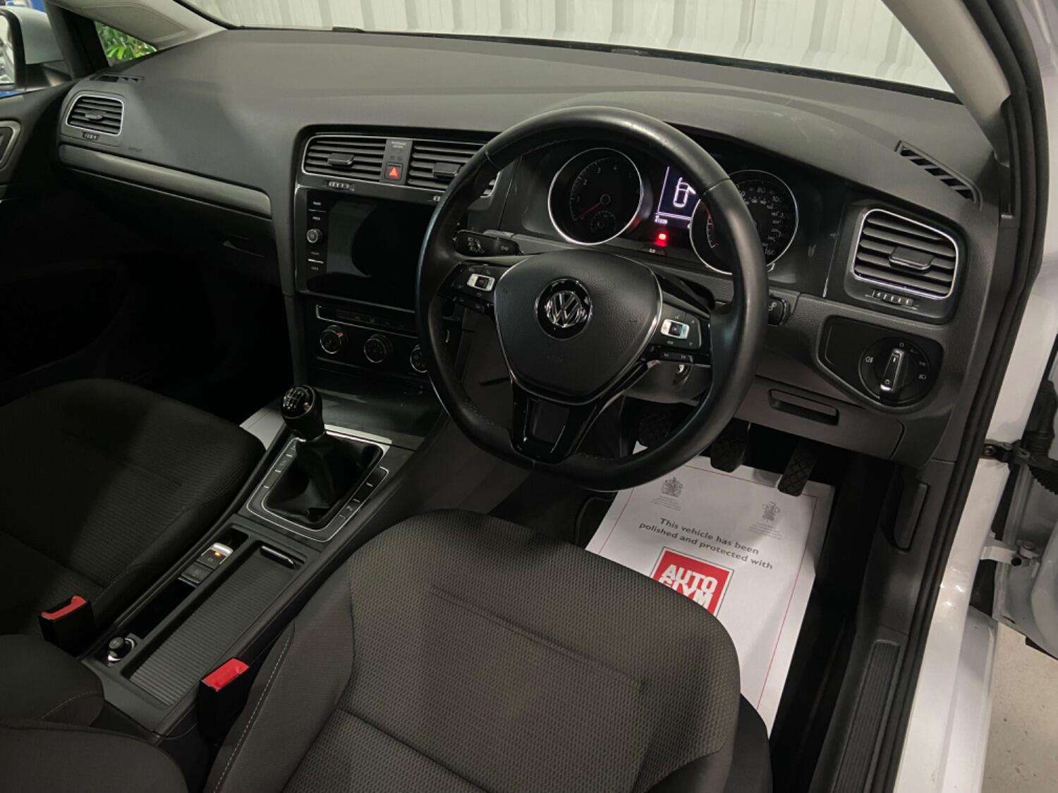 2019 VOLKSWAGEN GOLF 2019 VOLKSWAGEN GOLF
