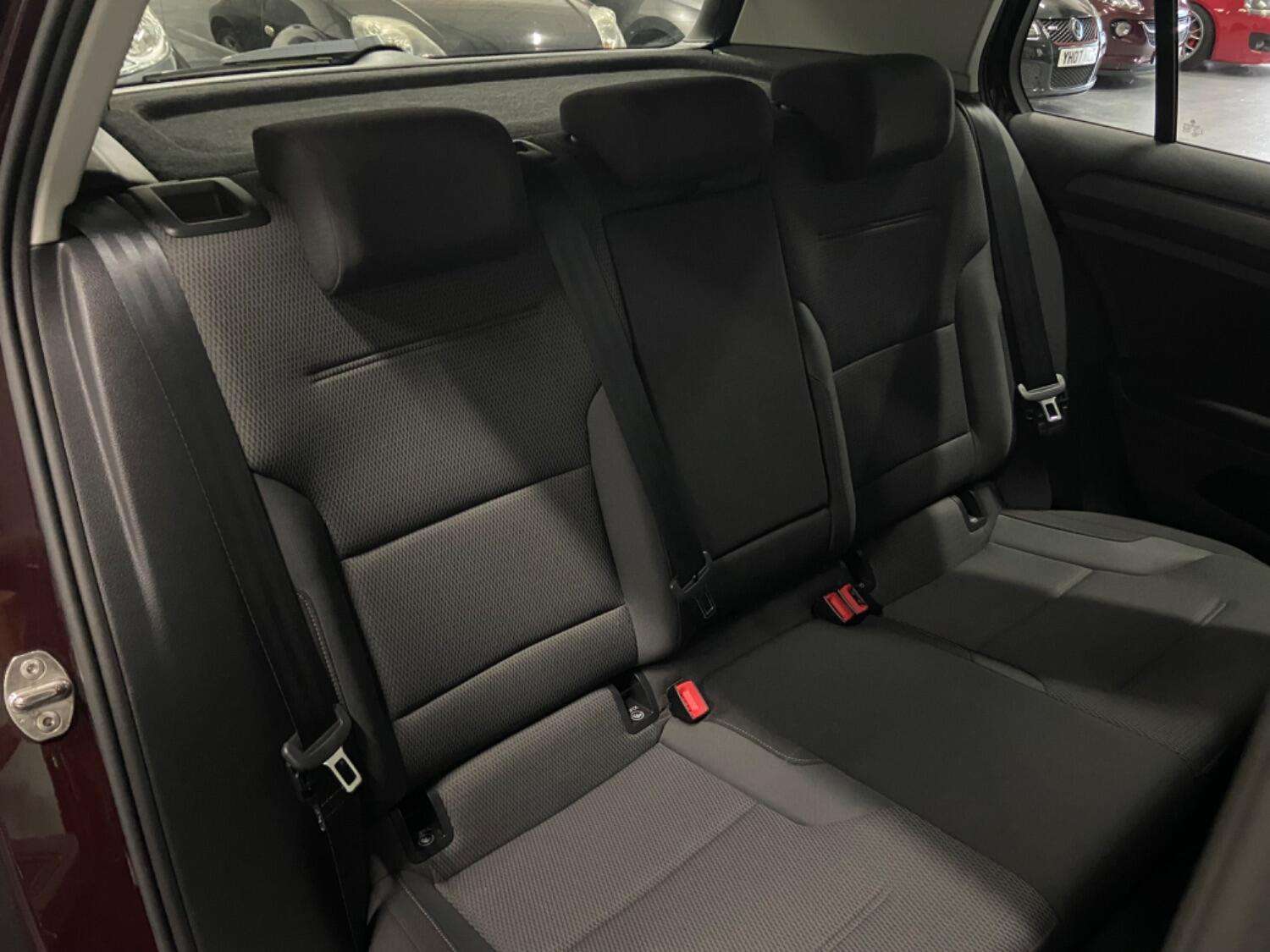 2017 VOLKSWAGEN GOLF 2017 VOLKSWAGEN GOLF