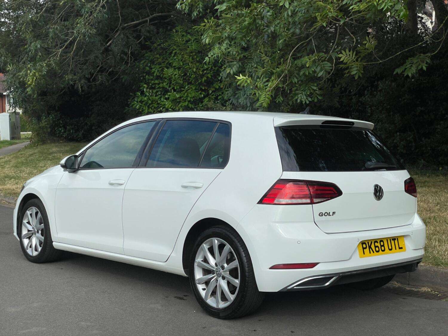 A 2018 VOLKSWAGEN GOLF 1.6 TDI GT A 2018 VOLKSWAGEN GOLF 1.6 TDI GT