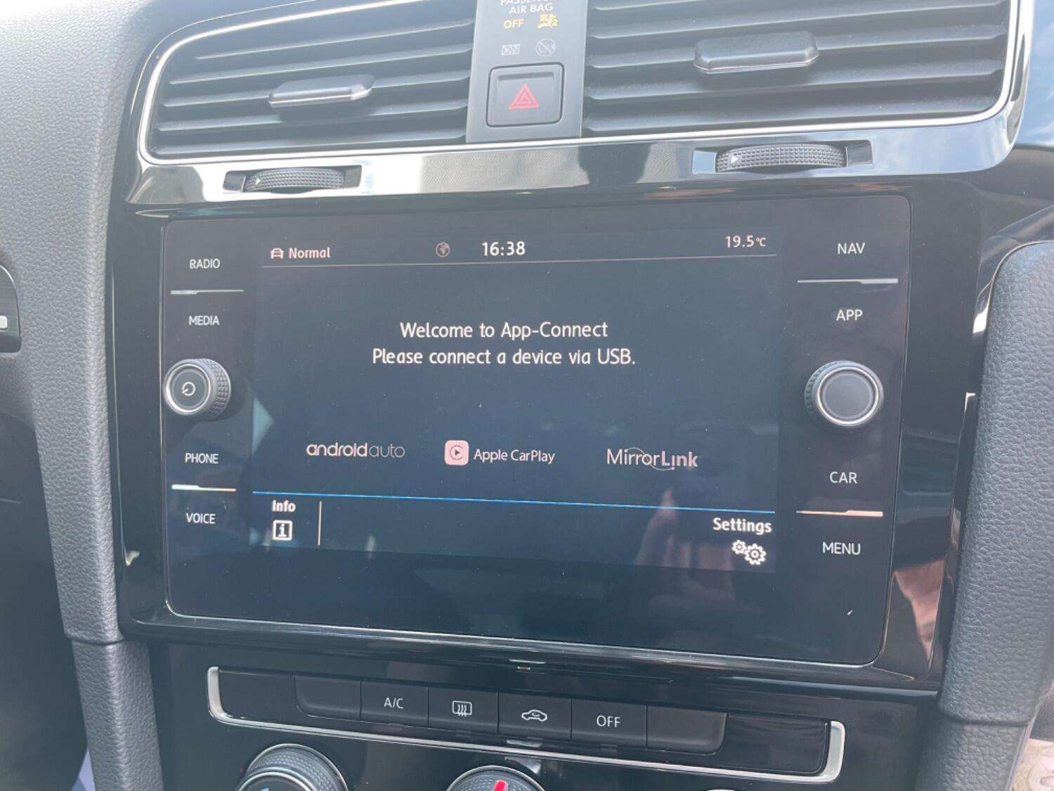 2018 VOLKSWAGEN GOLF 2018 VOLKSWAGEN GOLF