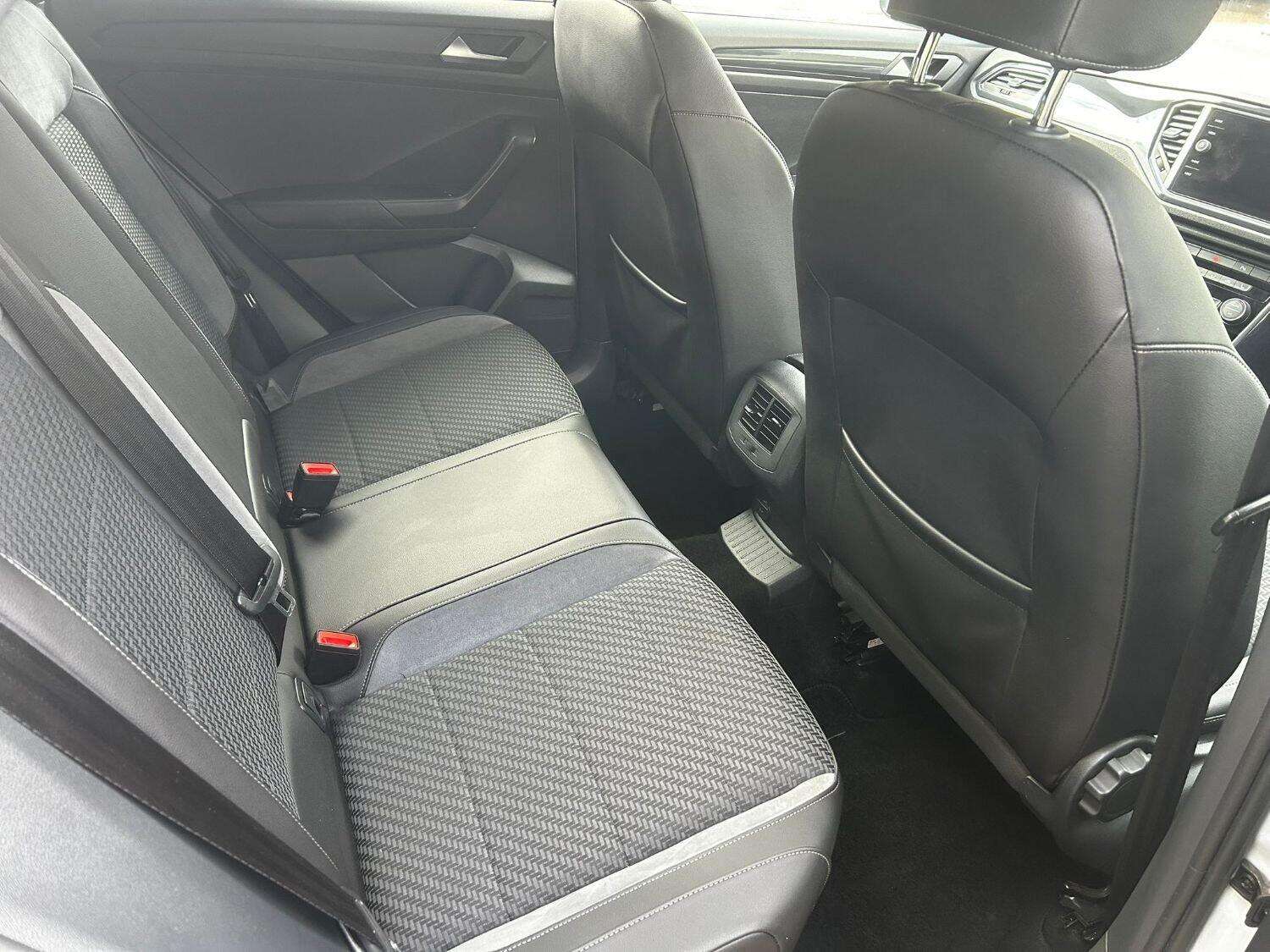 2018 VOLKSWAGEN T-ROC 2018 VOLKSWAGEN T-ROC