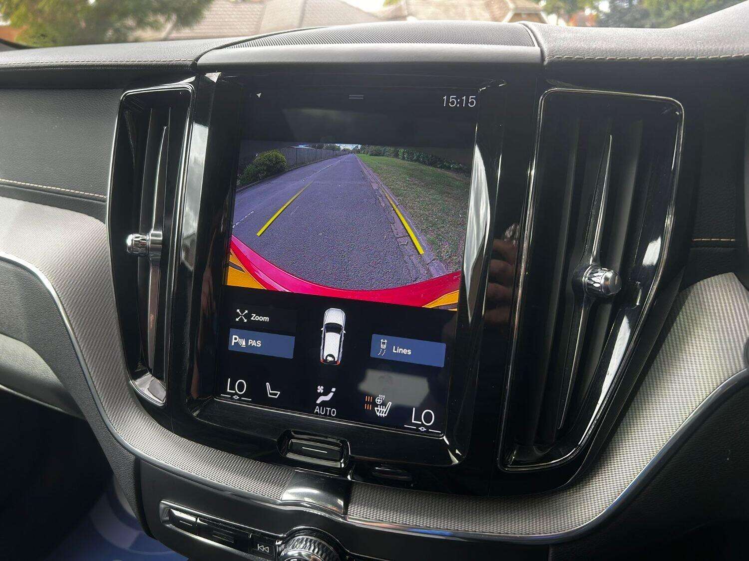 2017 VOLVO XC60 2017 VOLVO XC60