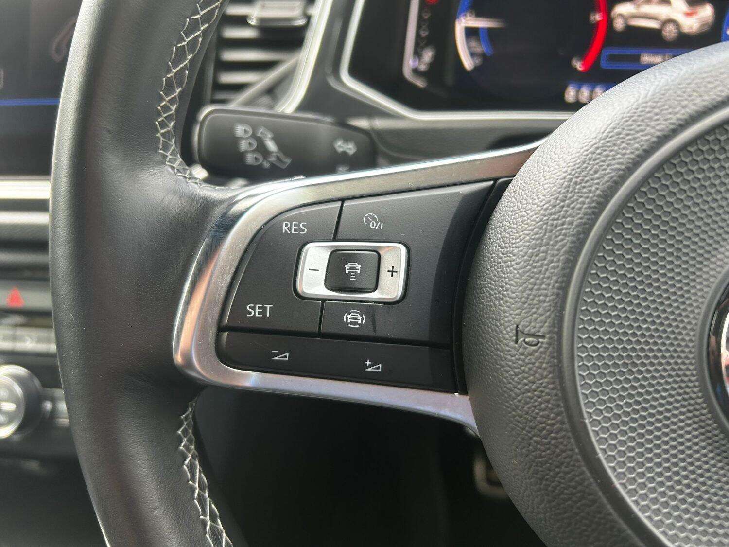 2018 VOLKSWAGEN T-ROC 2018 VOLKSWAGEN T-ROC