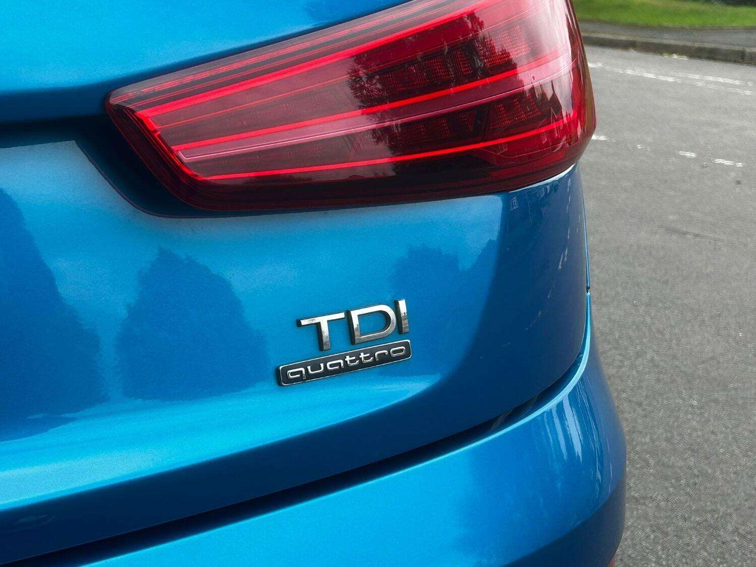 2015 AUDI Q3 2015 AUDI Q3