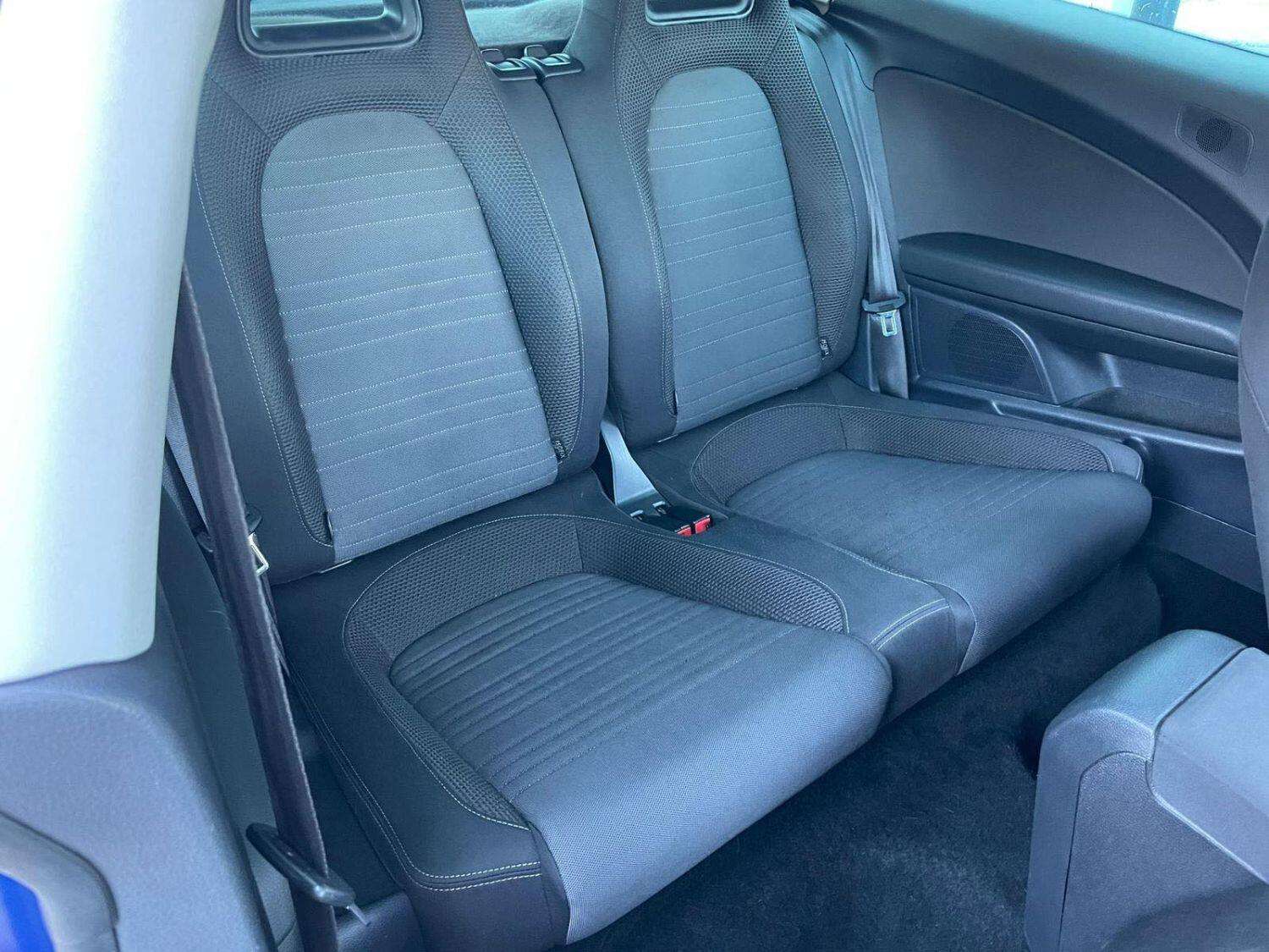 2011 VOLKSWAGEN SCIROCCO 2011 VOLKSWAGEN SCIROCCO