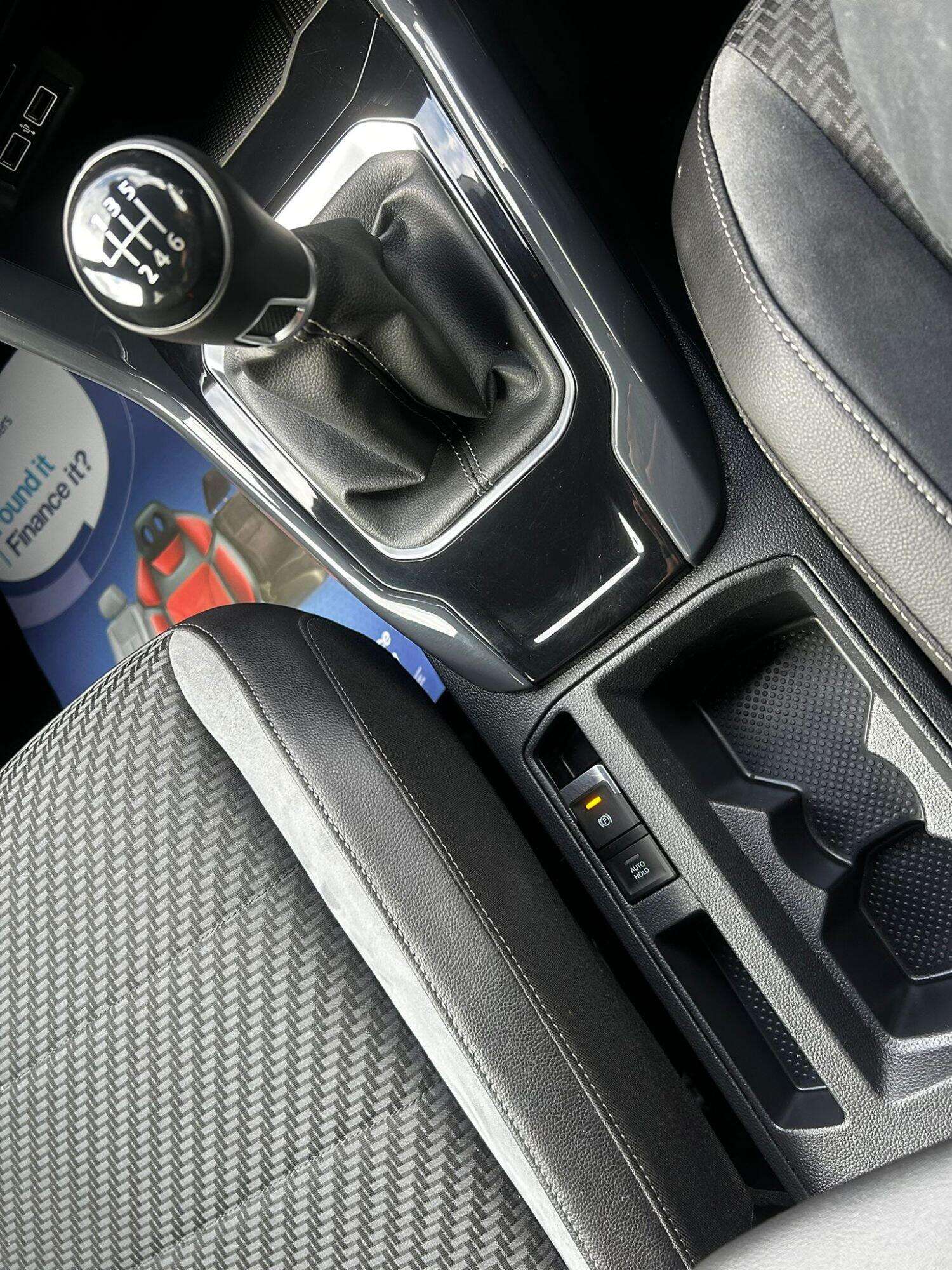 2018 VOLKSWAGEN T-ROC 2018 VOLKSWAGEN T-ROC