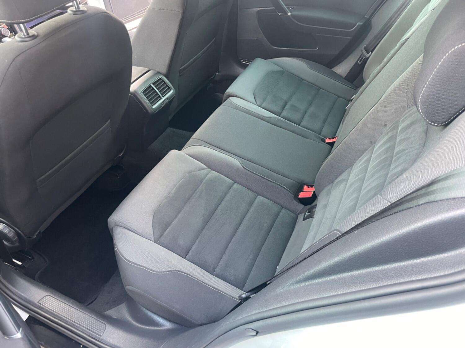 2018 VOLKSWAGEN GOLF 2018 VOLKSWAGEN GOLF