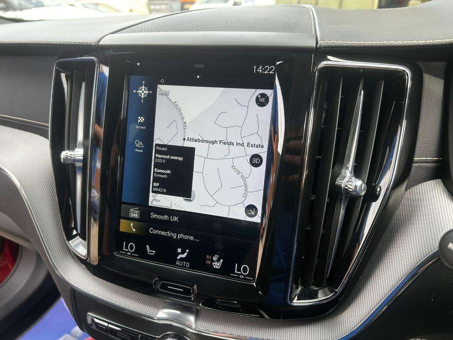 2017 VOLVO XC60 2017 VOLVO XC60