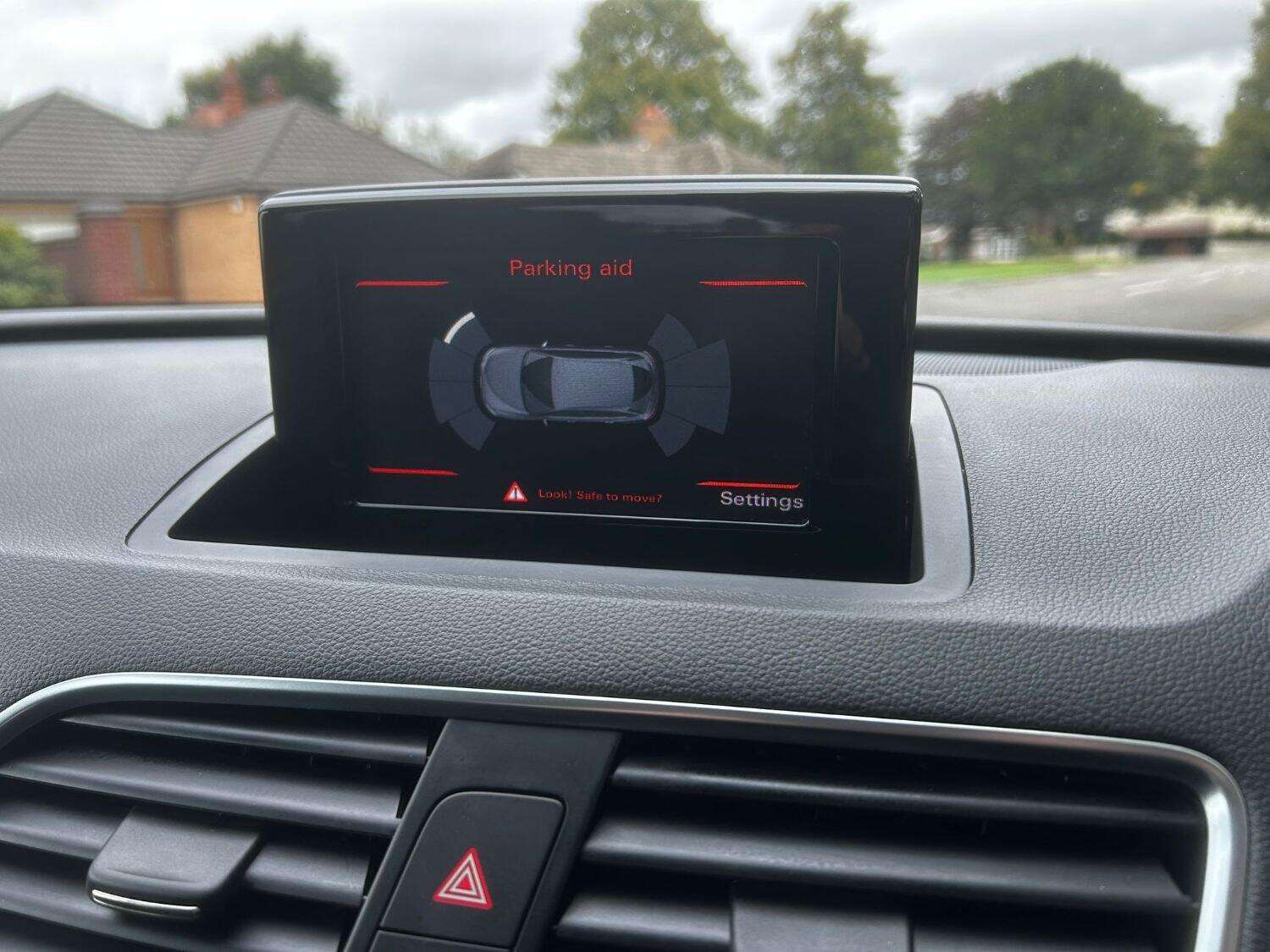 2015 AUDI Q3 2015 AUDI Q3