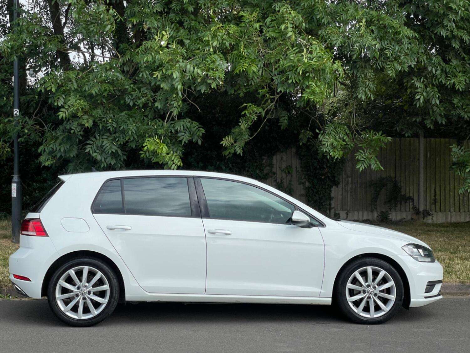 2018 VOLKSWAGEN GOLF 2018 VOLKSWAGEN GOLF