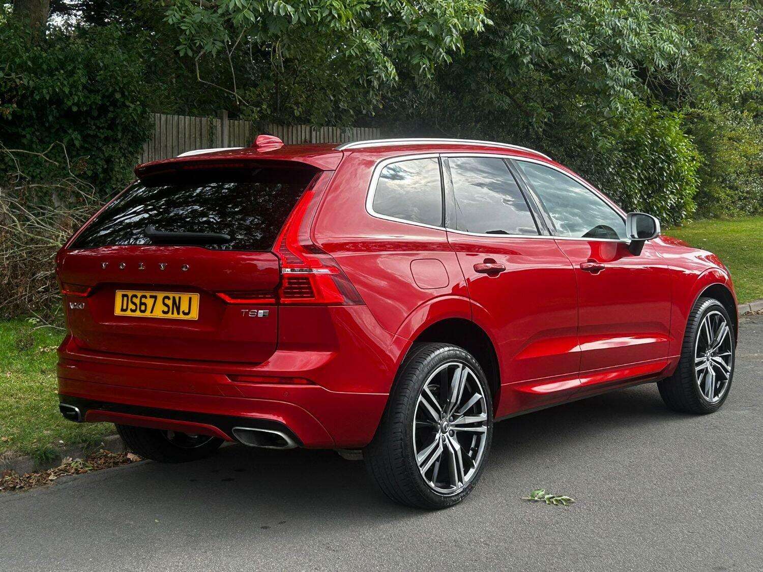 2017 VOLVO XC60 2017 VOLVO XC60