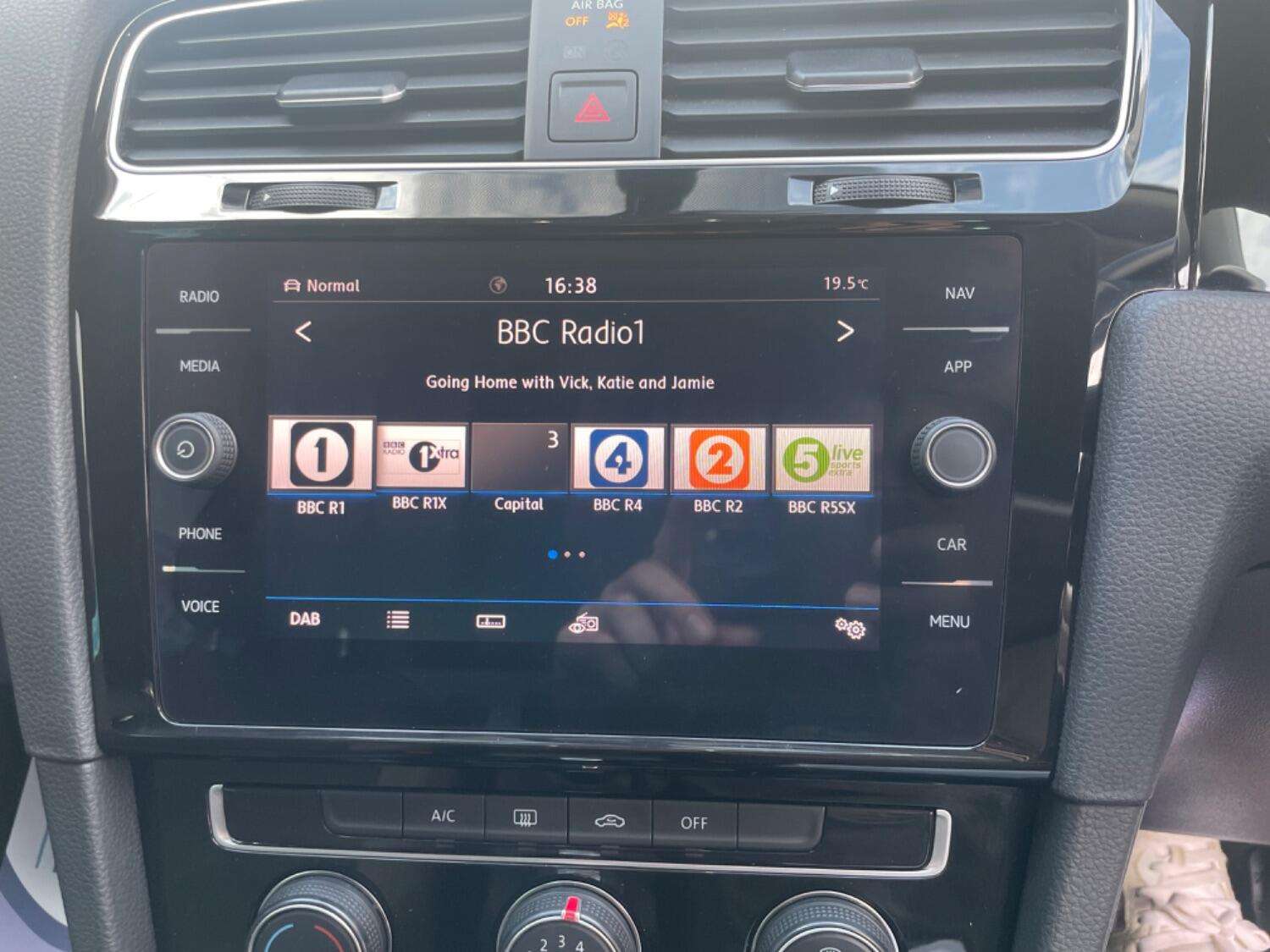 2018 VOLKSWAGEN GOLF 2018 VOLKSWAGEN GOLF