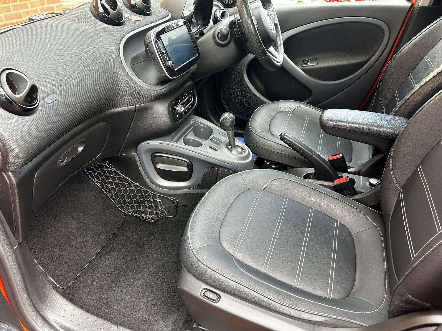 2017 SMART FORFOUR 2017 SMART FORFOUR