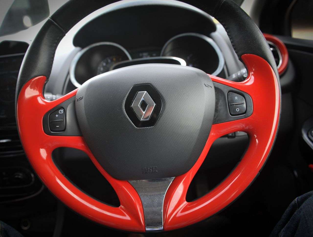2013 RENAULT CLIO 2013 RENAULT CLIO