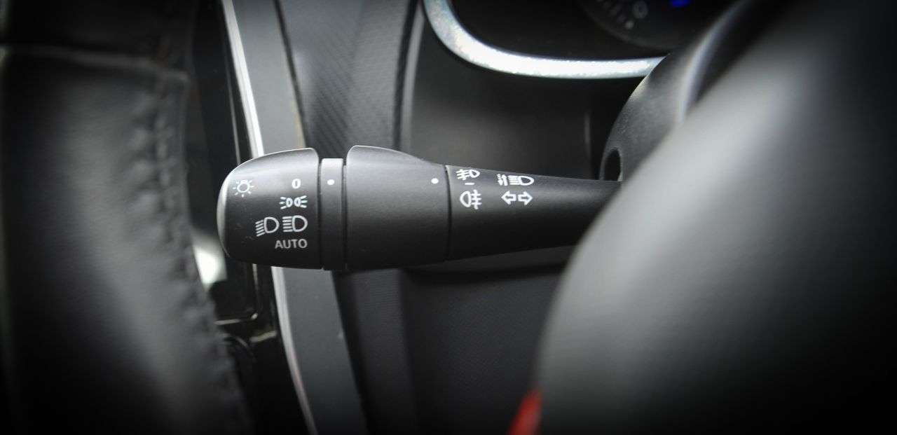 2013 RENAULT CLIO 2013 RENAULT CLIO