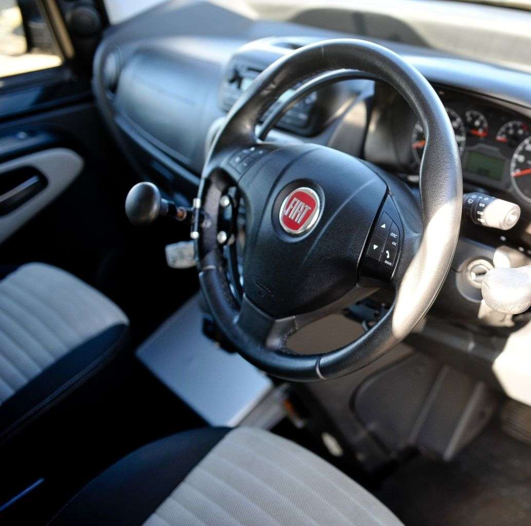 2011 FIAT QUBO 2011 FIAT QUBO