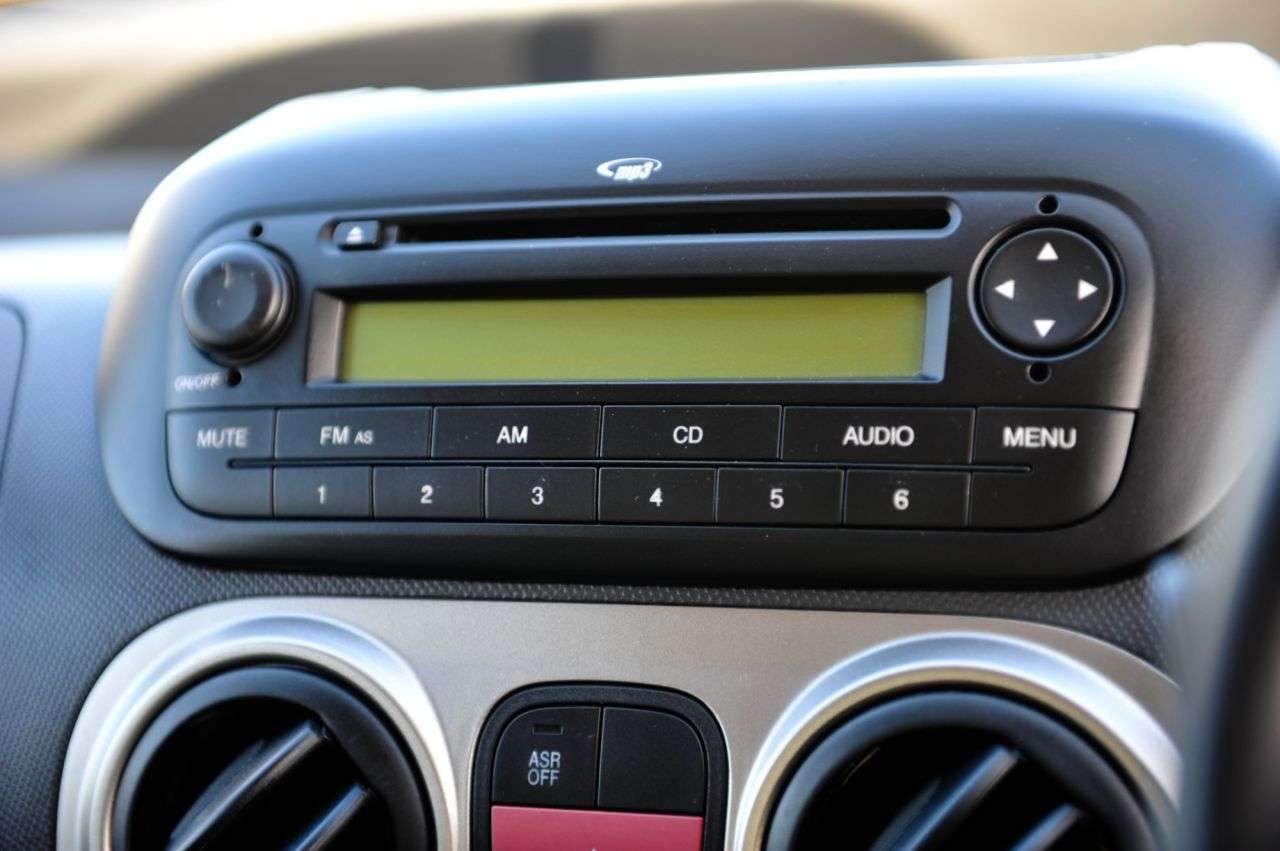 2011 FIAT QUBO 2011 FIAT QUBO