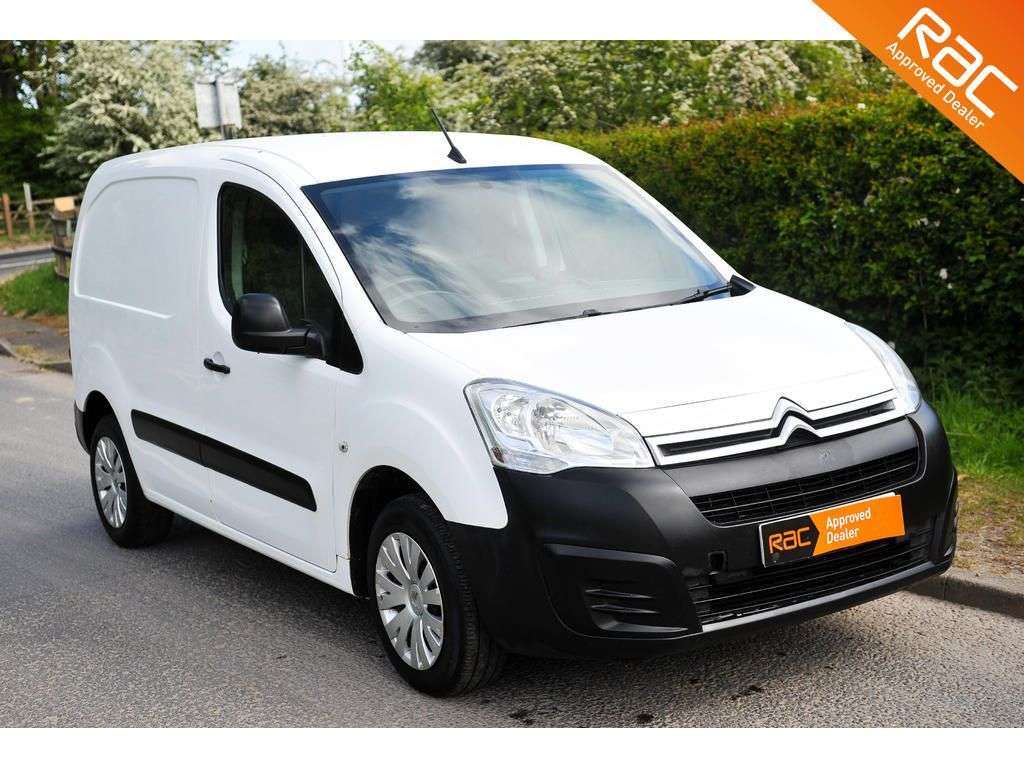 Check out this Citroen Berlingo 2017 Diesel Manual