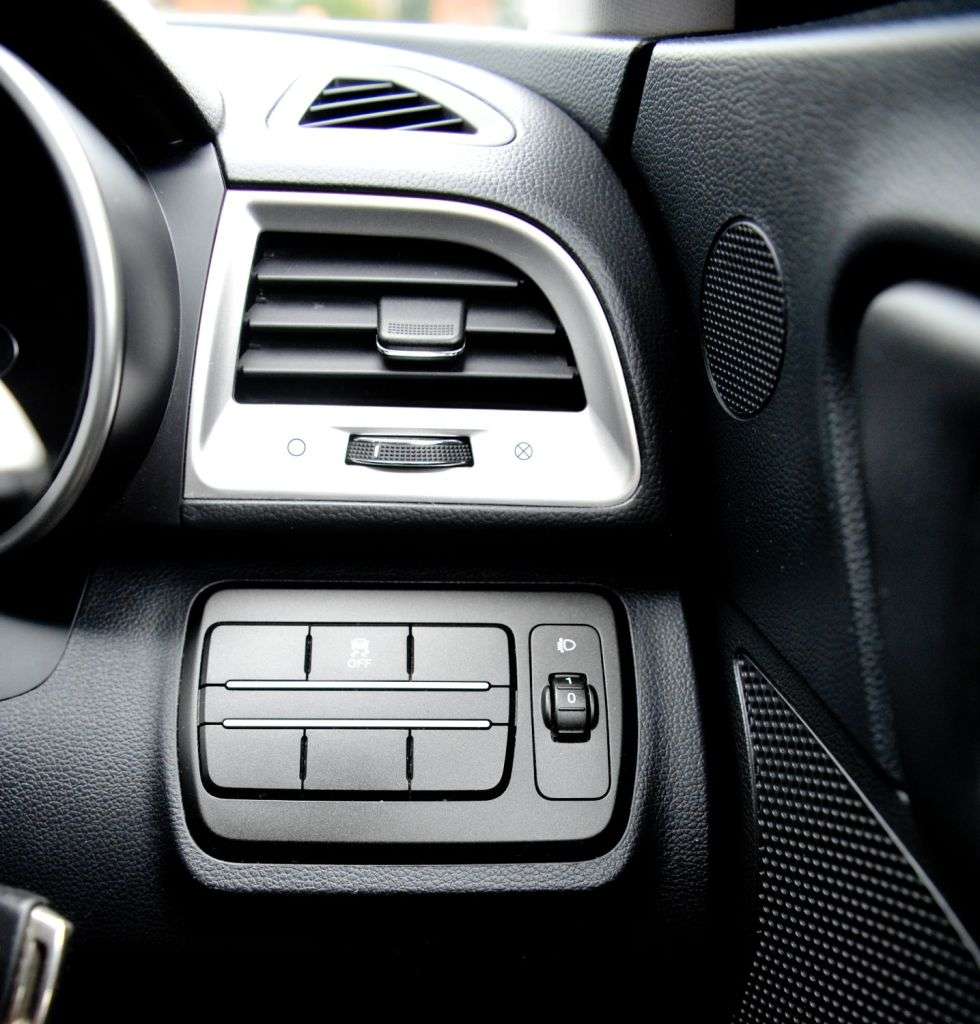 2017 SSANGYONG TIVOLI 2017 SSANGYONG TIVOLI