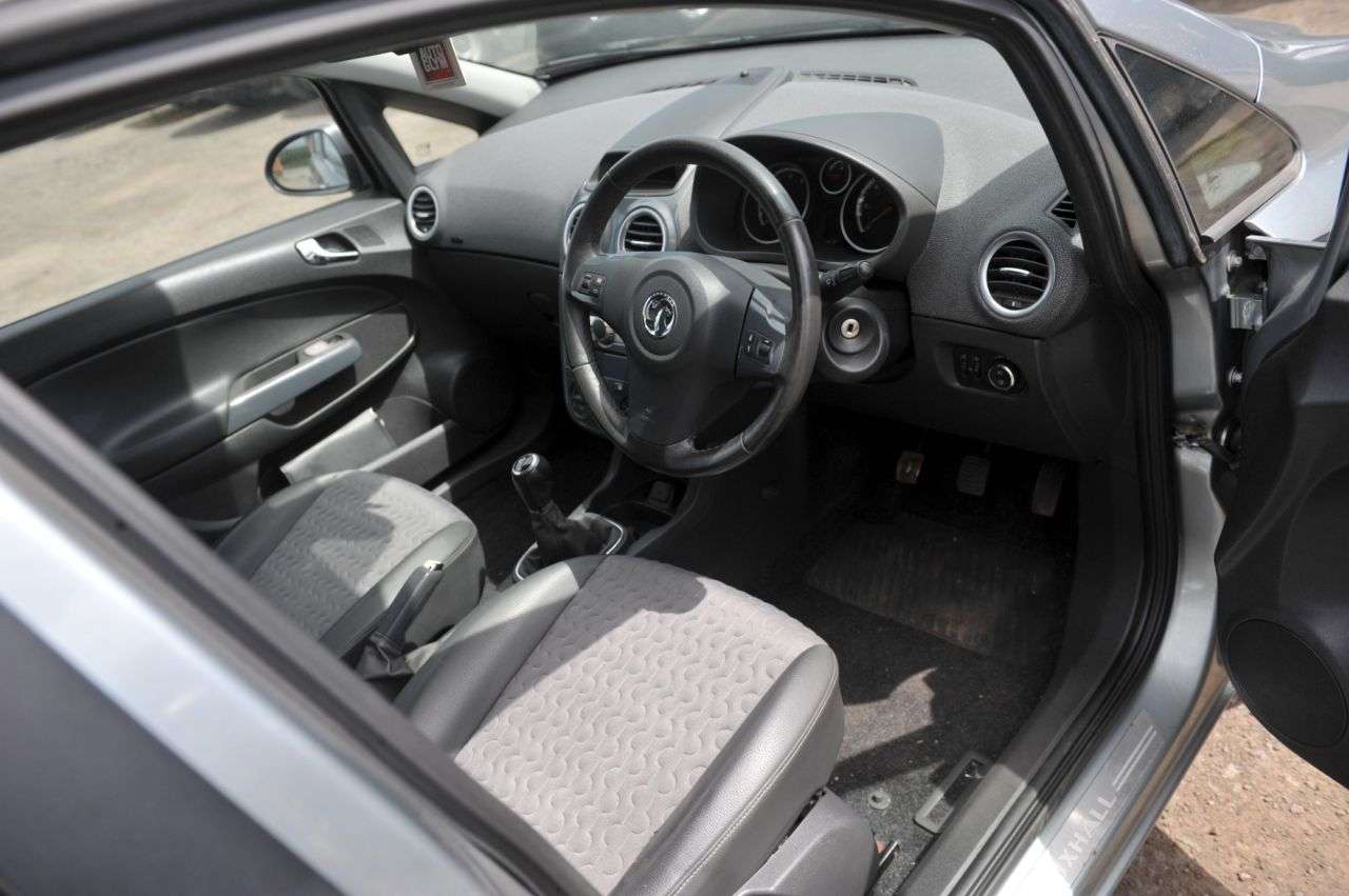 2011 VAUXHALL CORSA 2011 VAUXHALL CORSA