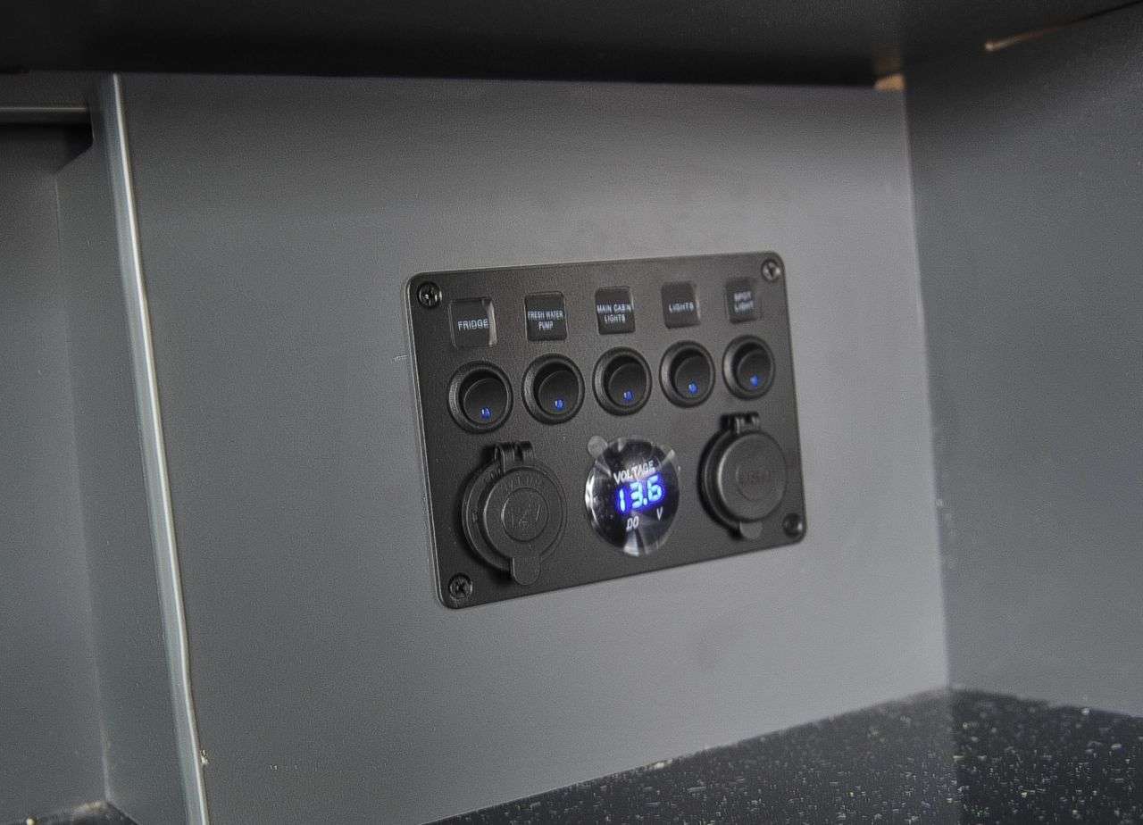 2022 FORD TRANSIT CAMPERVAN CONVERSION 2022 FORD TRANSIT CAMPERVAN CONVERSION