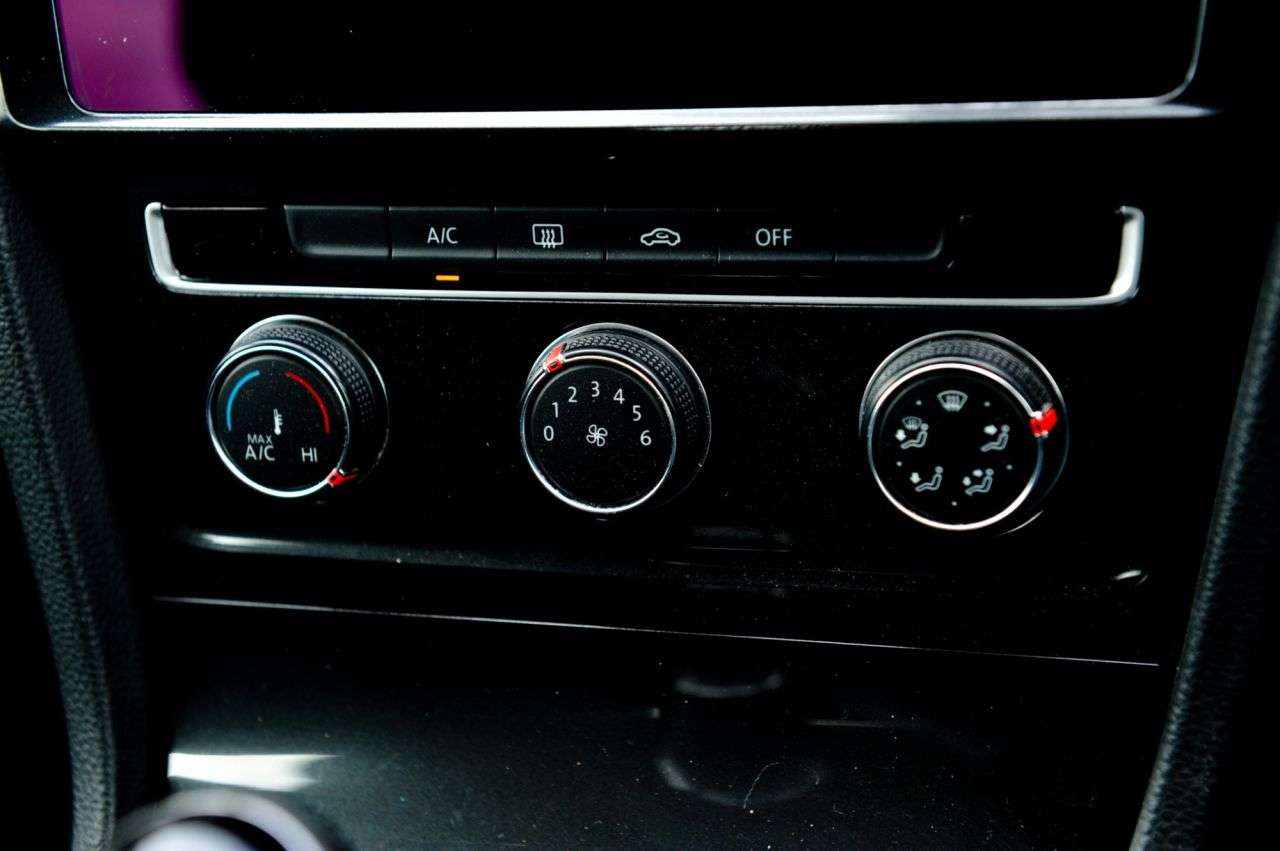 2017 VOLKSWAGEN GOLF 2017 VOLKSWAGEN GOLF