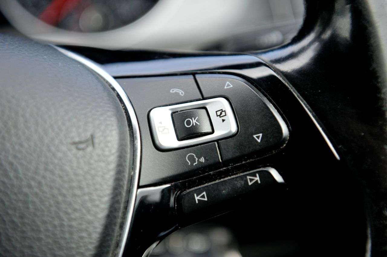 2017 VOLKSWAGEN GOLF 2017 VOLKSWAGEN GOLF