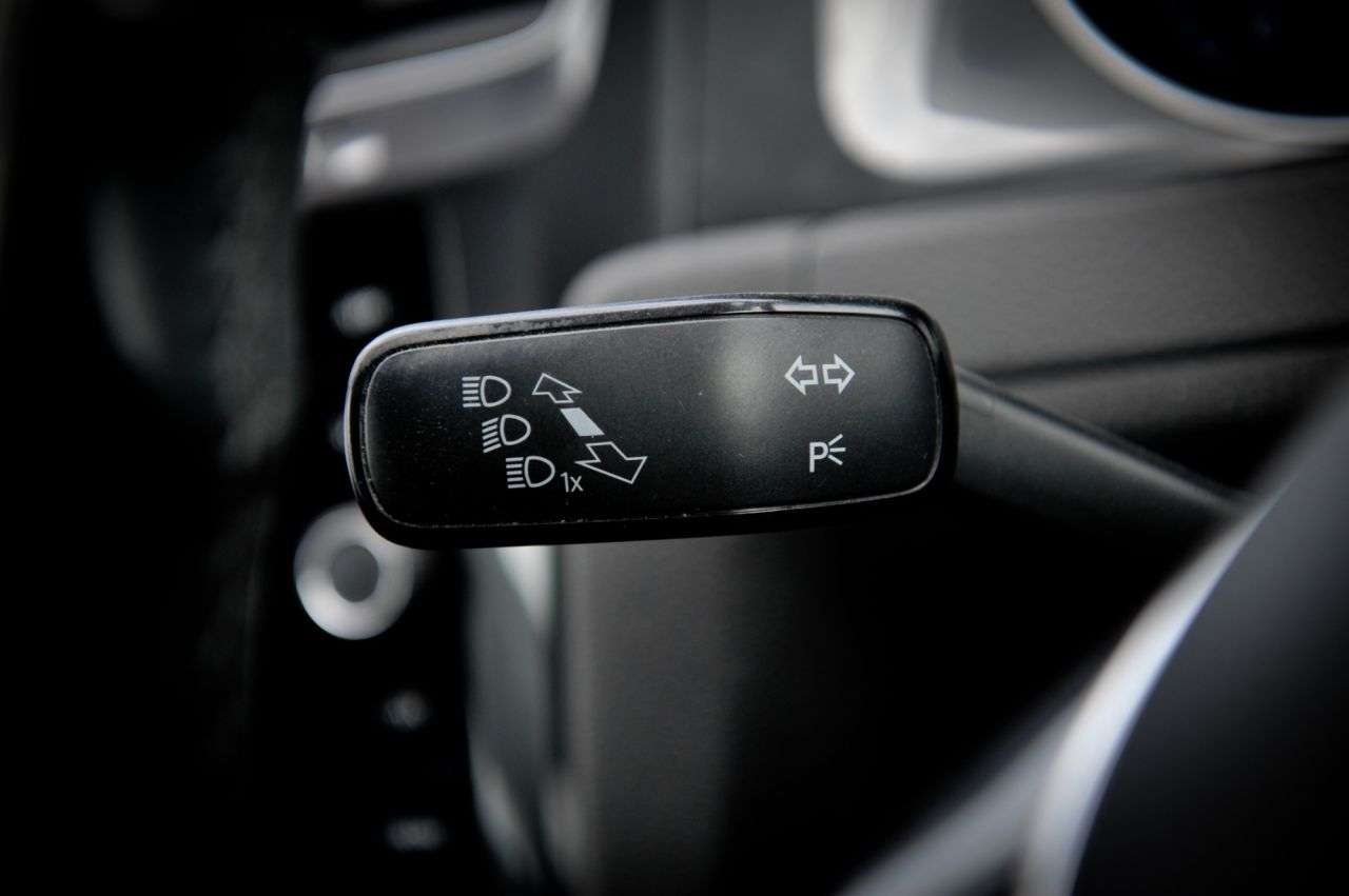 2017 VOLKSWAGEN GOLF 2017 VOLKSWAGEN GOLF