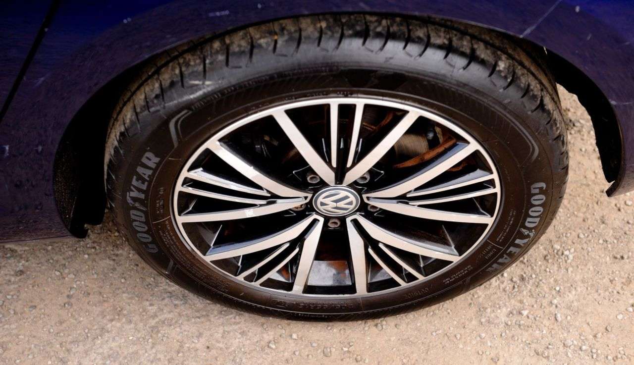 2017 VOLKSWAGEN GOLF 2017 VOLKSWAGEN GOLF