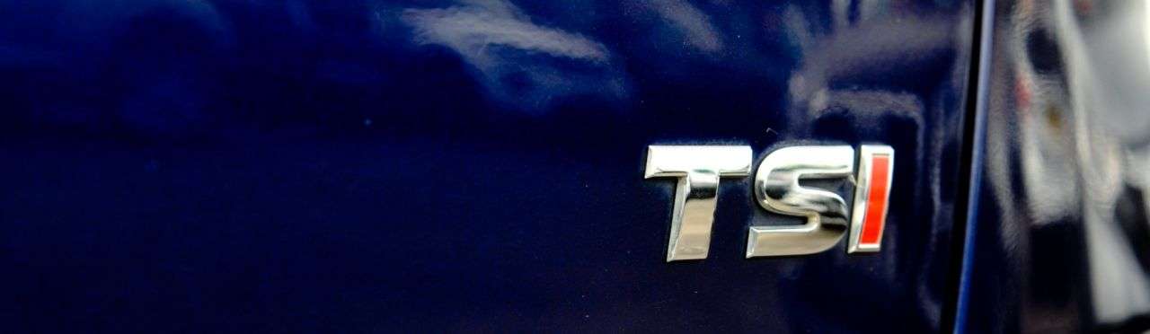 2017 VOLKSWAGEN GOLF 2017 VOLKSWAGEN GOLF