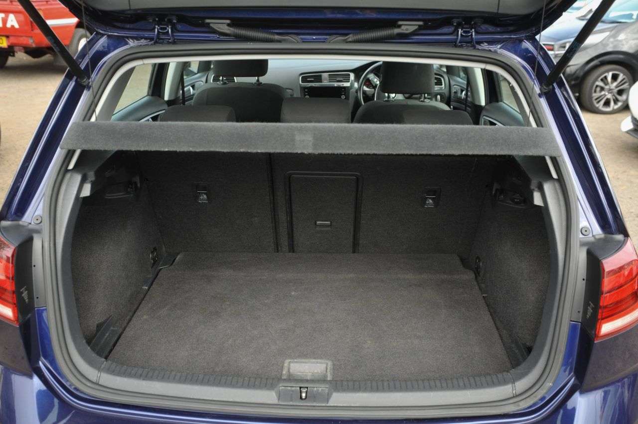 2017 VOLKSWAGEN GOLF 2017 VOLKSWAGEN GOLF