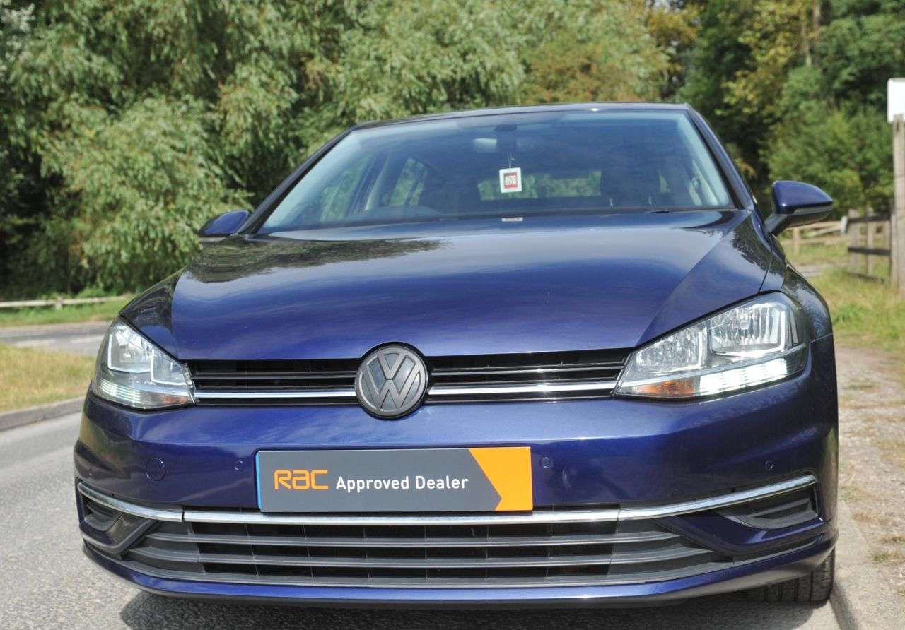 2017 VOLKSWAGEN GOLF 2017 VOLKSWAGEN GOLF