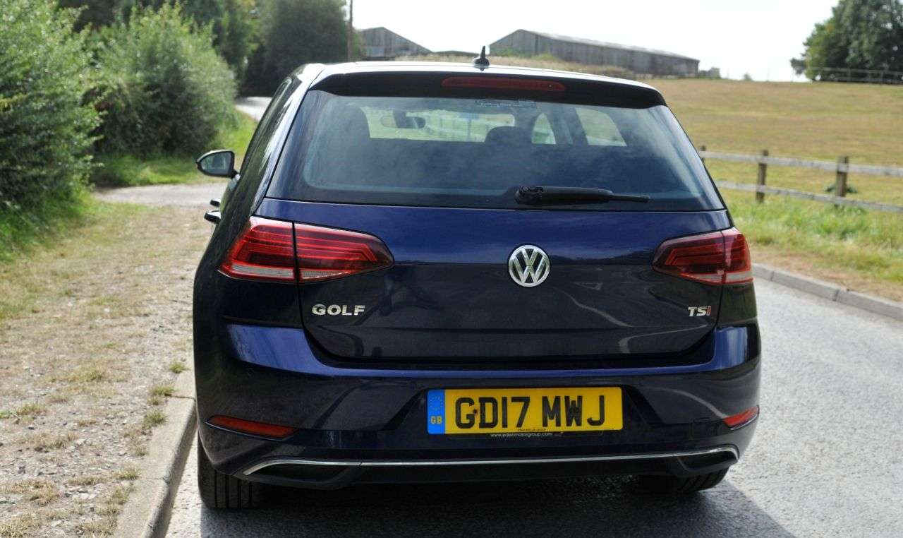 2017 VOLKSWAGEN GOLF 2017 VOLKSWAGEN GOLF