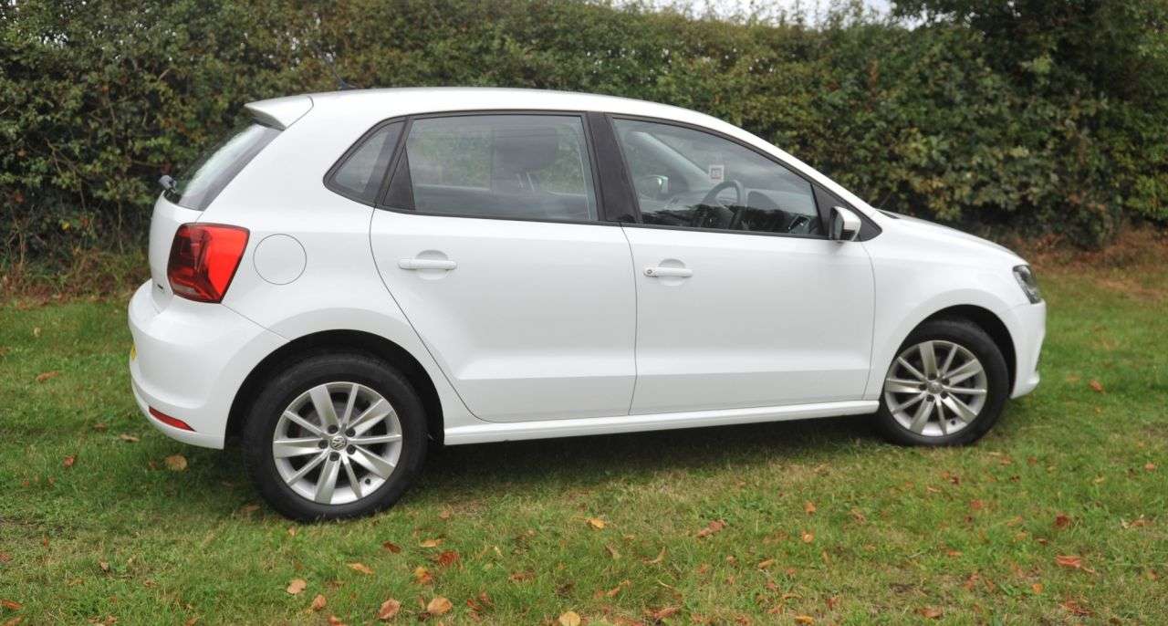 2015 VOLKSWAGEN POLO 2015 VOLKSWAGEN POLO