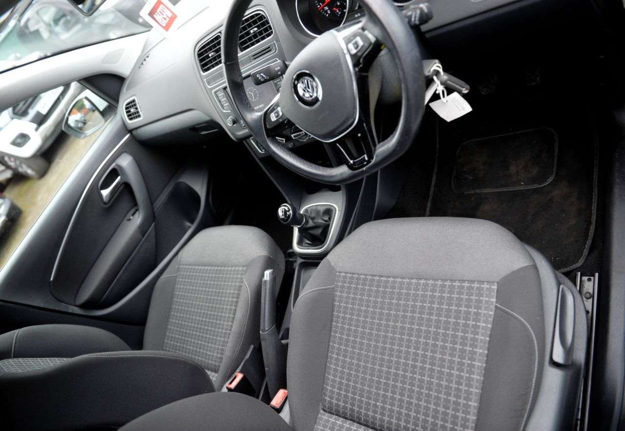 2015 VOLKSWAGEN POLO 2015 VOLKSWAGEN POLO