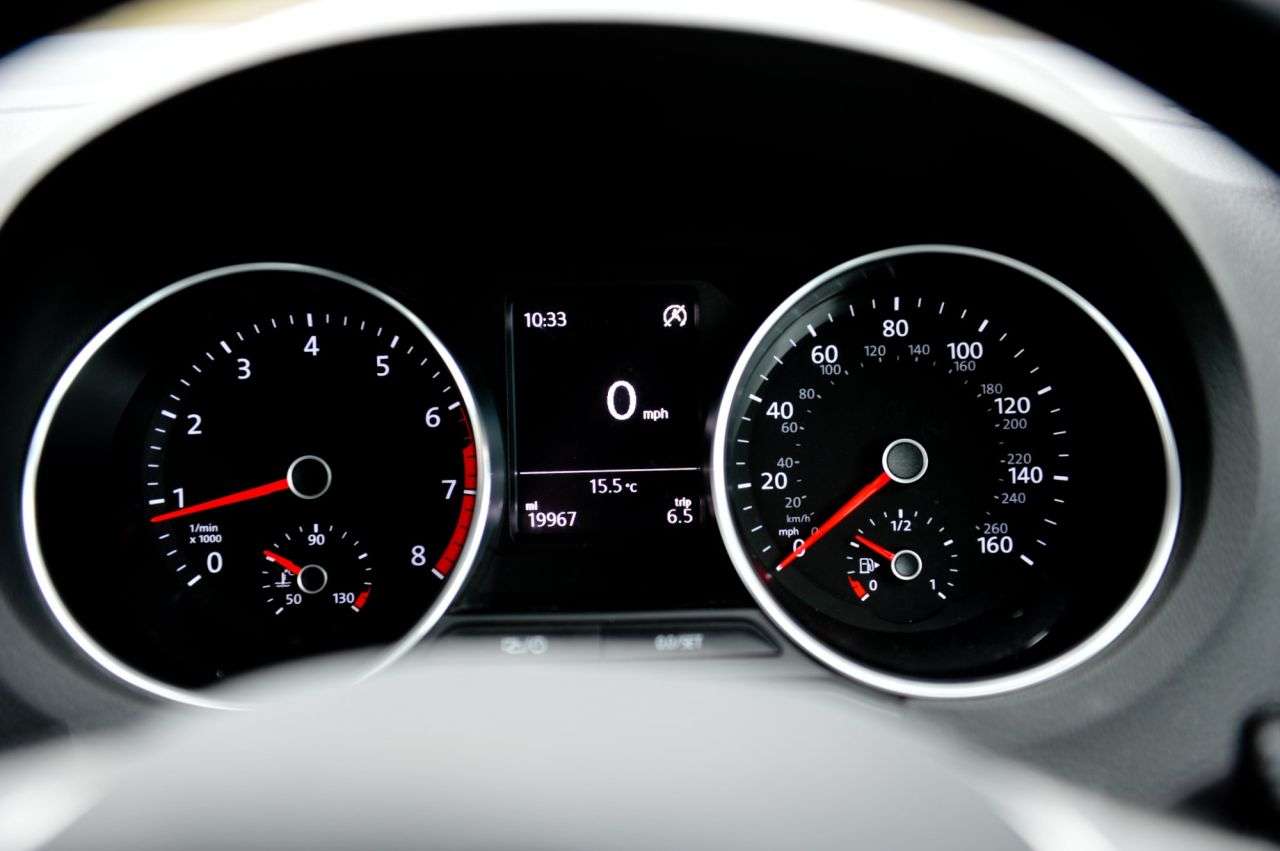 2015 VOLKSWAGEN POLO 2015 VOLKSWAGEN POLO